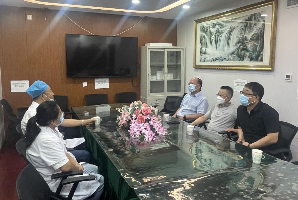 访企拓岗促就业 校企合作共发展-学校口腔医学院与牡丹江市赵文举口腔专科门诊等企业开展校企合作洽谈会
